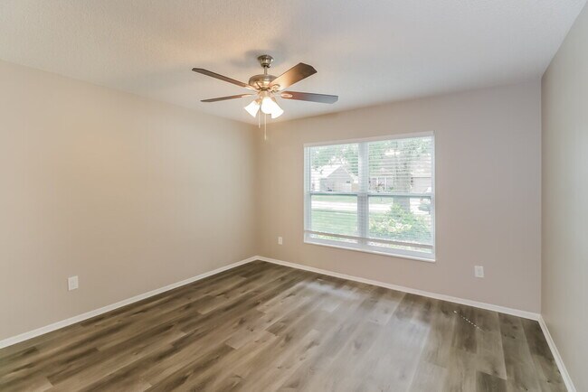 Building Photo - 1526 Baker Rd