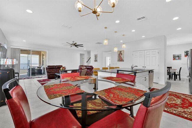 Building Photo - 6070 Sierra Crown St