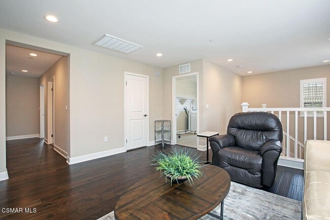 Building Photo - 7079 Oswego Ct