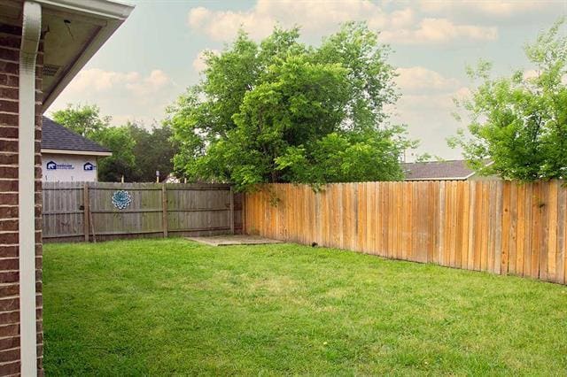 Building Photo - 907 Meriott St