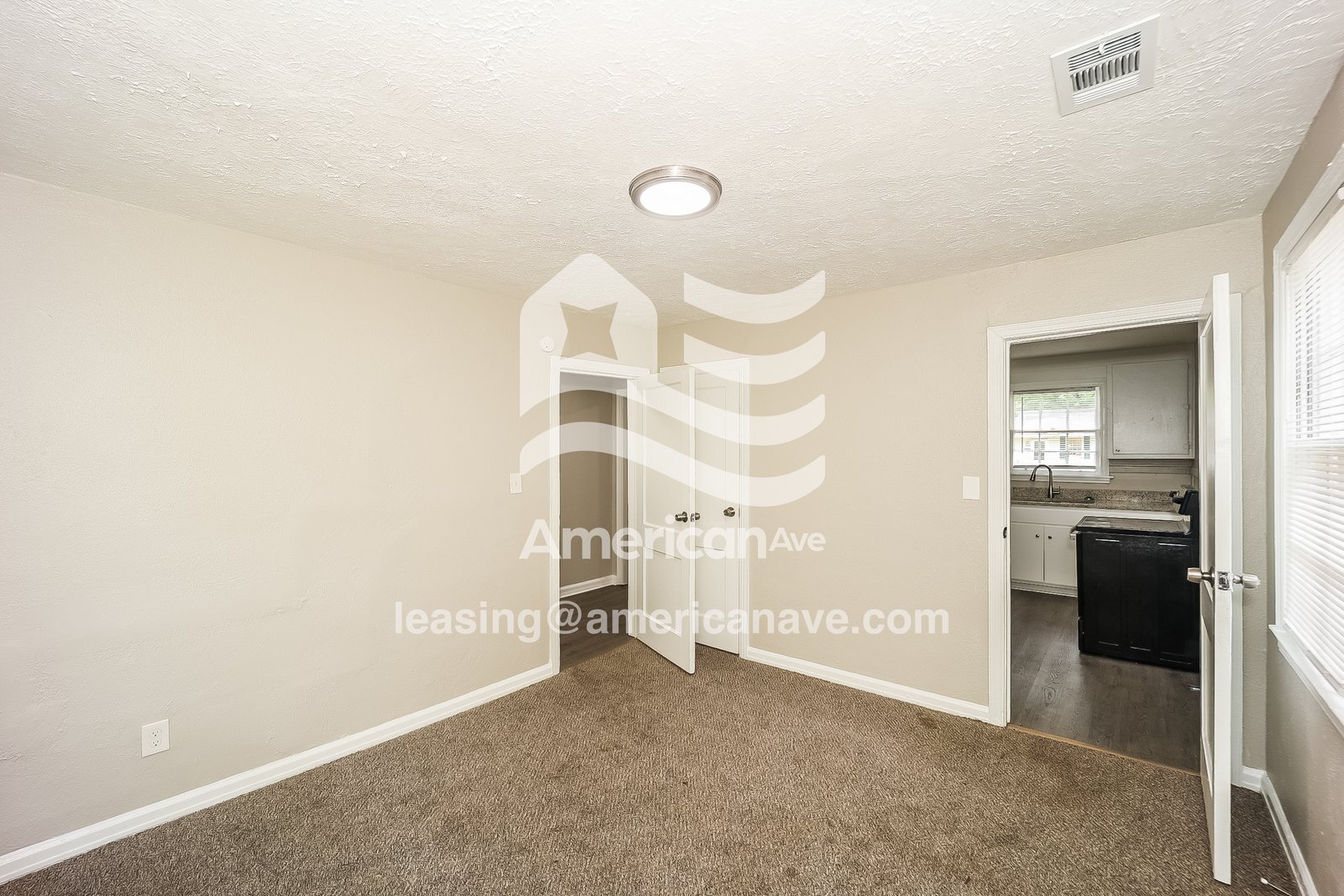 Building Photo - 2438 Pye Ave