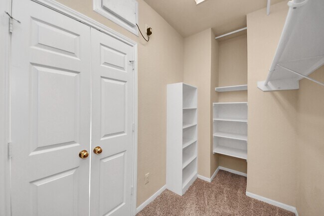 Building Photo - 21611 Shallow Glen Ln