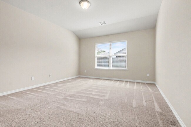 Building Photo - 1412 Villa Paloma Blvd