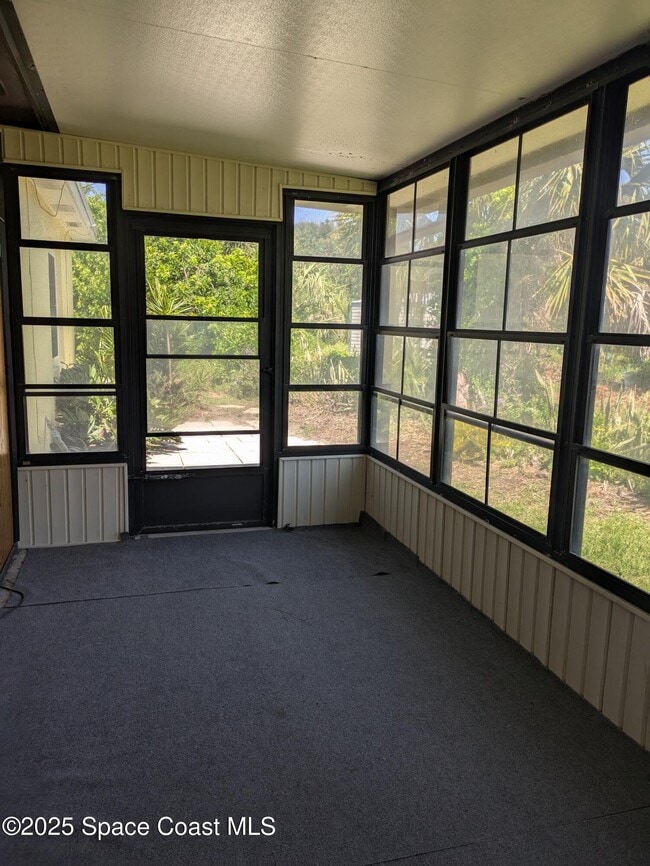 Building Photo - 120 Harmony Pl