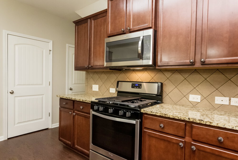 Building Photo - 275 Shaw Dr