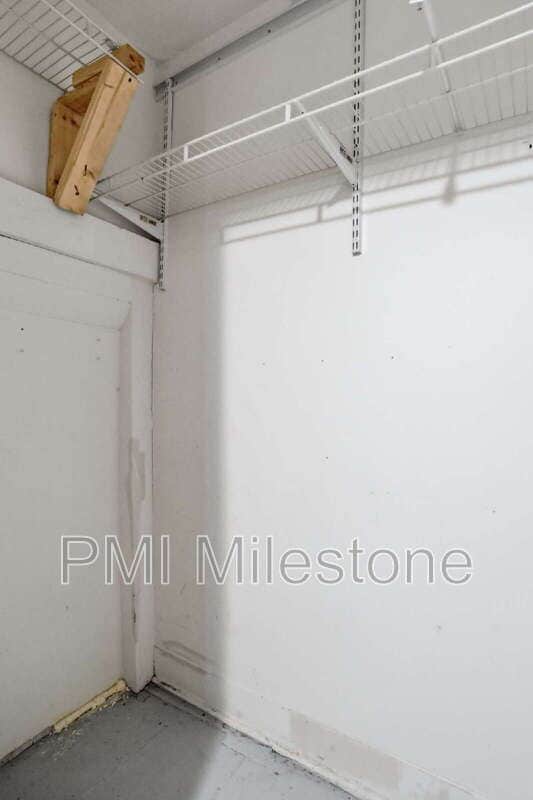 Building Photo - 13 N Maryland Ave
