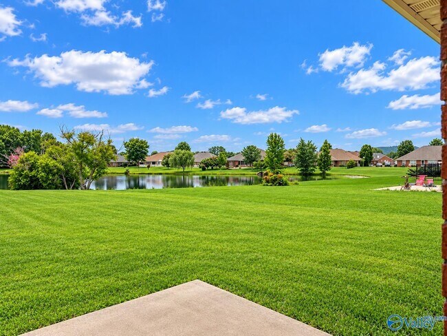 Building Photo - 409 Summer Cove Cir NW