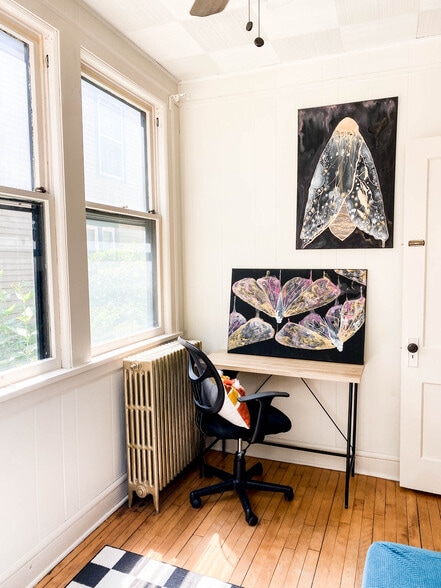 Building Photo - 2419 1st Ave S