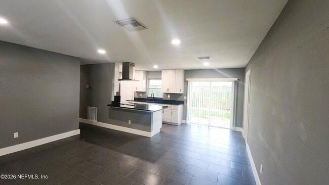 Building Photo - 55 Deltona Blvd