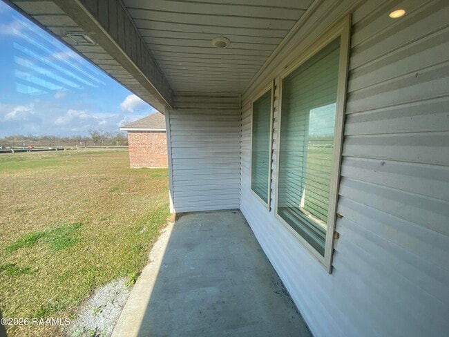 Building Photo - 15819 Olive Grv Dr