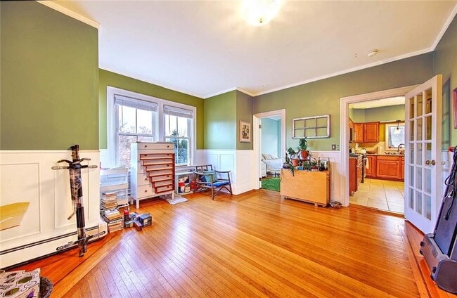 Building Photo - 130 Norwood Ave