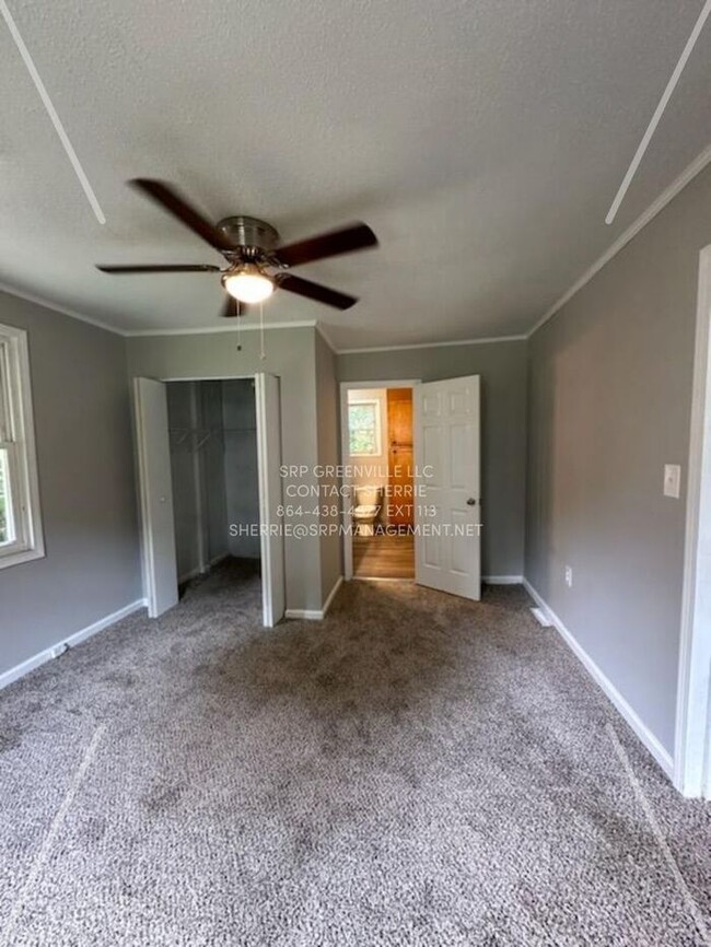 Building Photo - NEWLY RENOVATED HOME!!! 3 BEDROOM 2 BATH H...