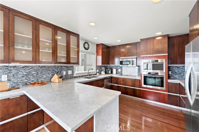 Building Photo - 462 Cliff Dr