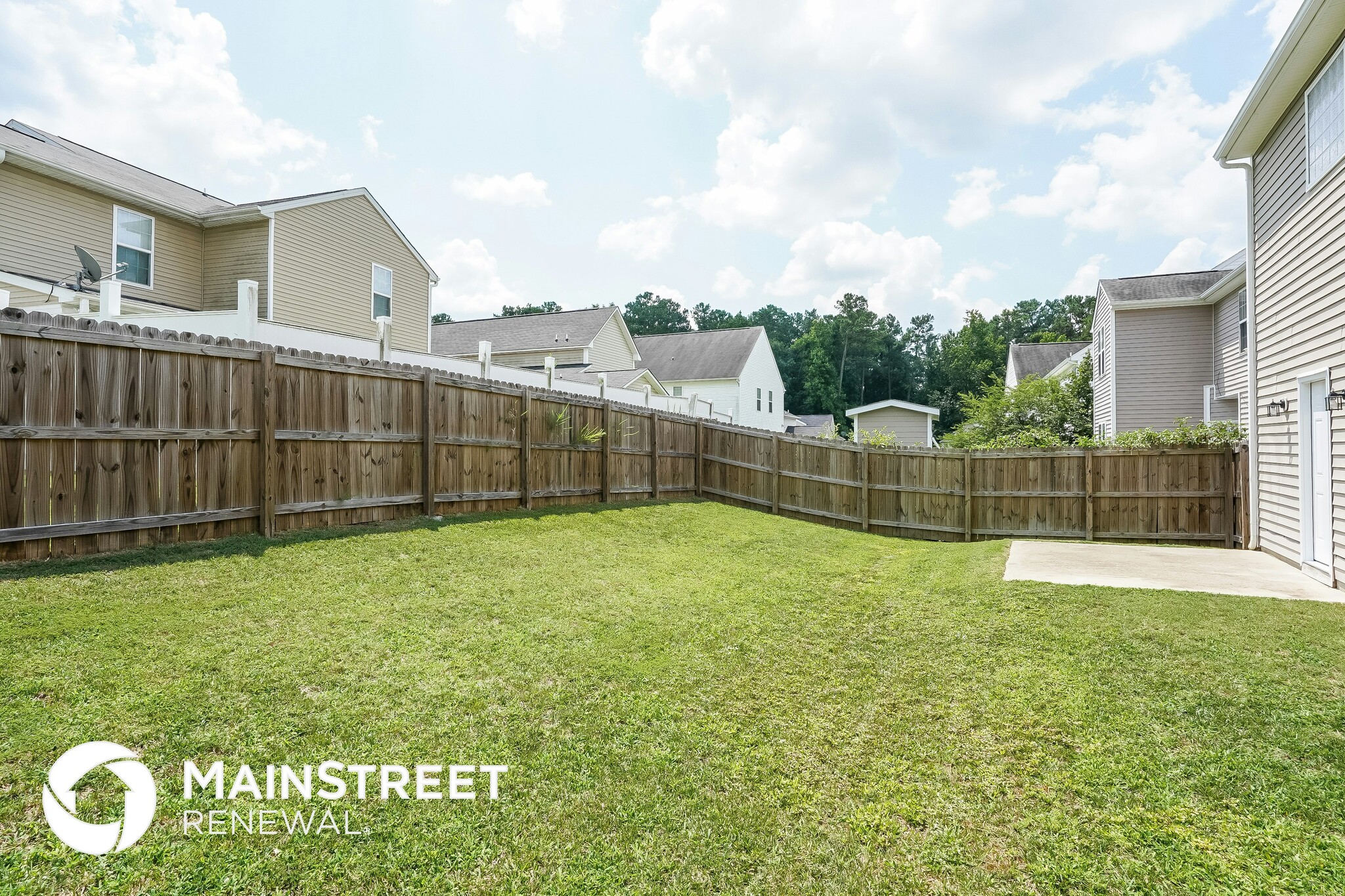 Building Photo - 1505 Golden Bell Dr