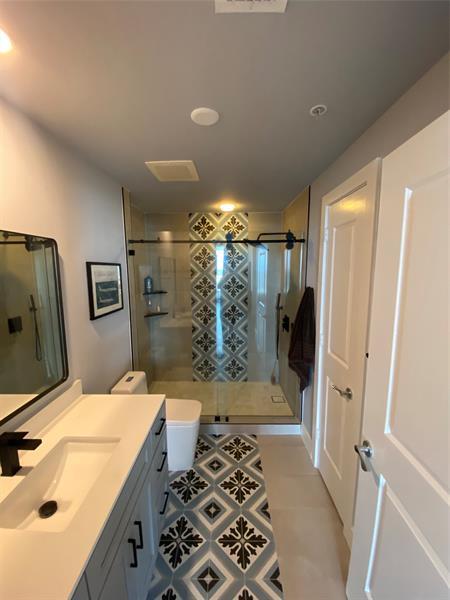 Building Photo - 315 NE 3rd Ave