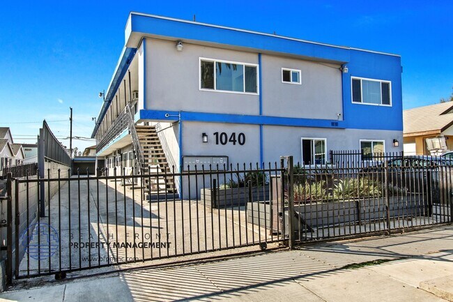 Primary Photo - 1040 W. 91st St.