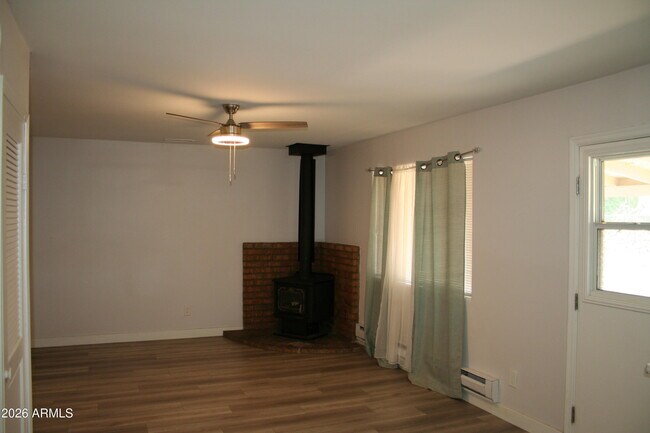Building Photo - 8901 E Waco Ct