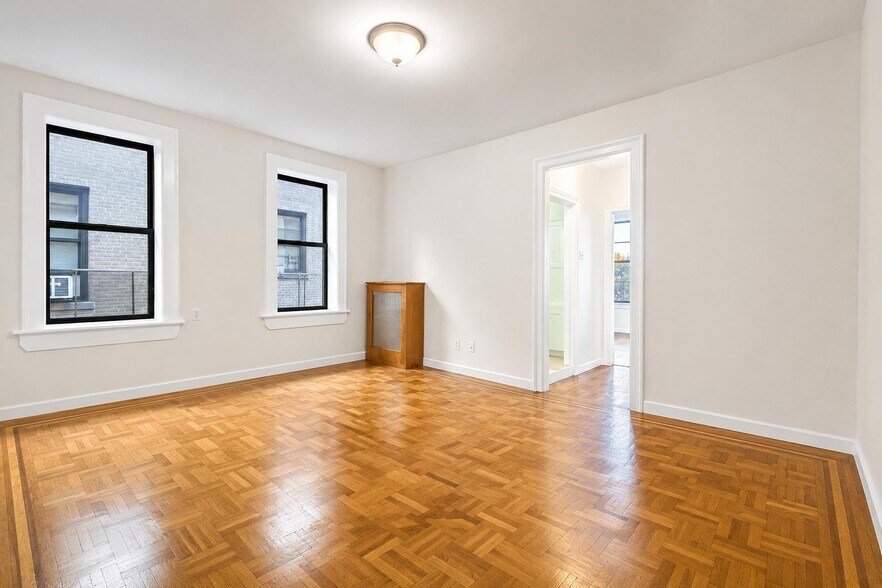 Building Photo - 1803 Riverside Dr