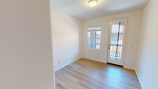 Building Photo - 7870 Via Belfiore