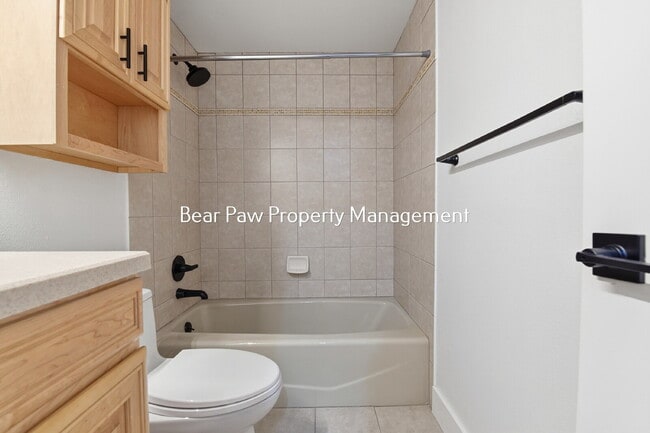 Building Photo - "Charming North  Evergreen Townhouse" "