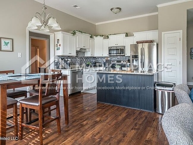 Building Photo - 8295 Blue Ridge Dr