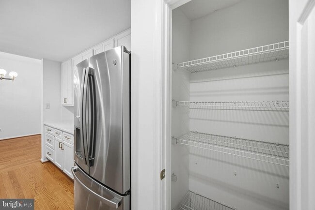 Building Photo - 10793 Symphony Way