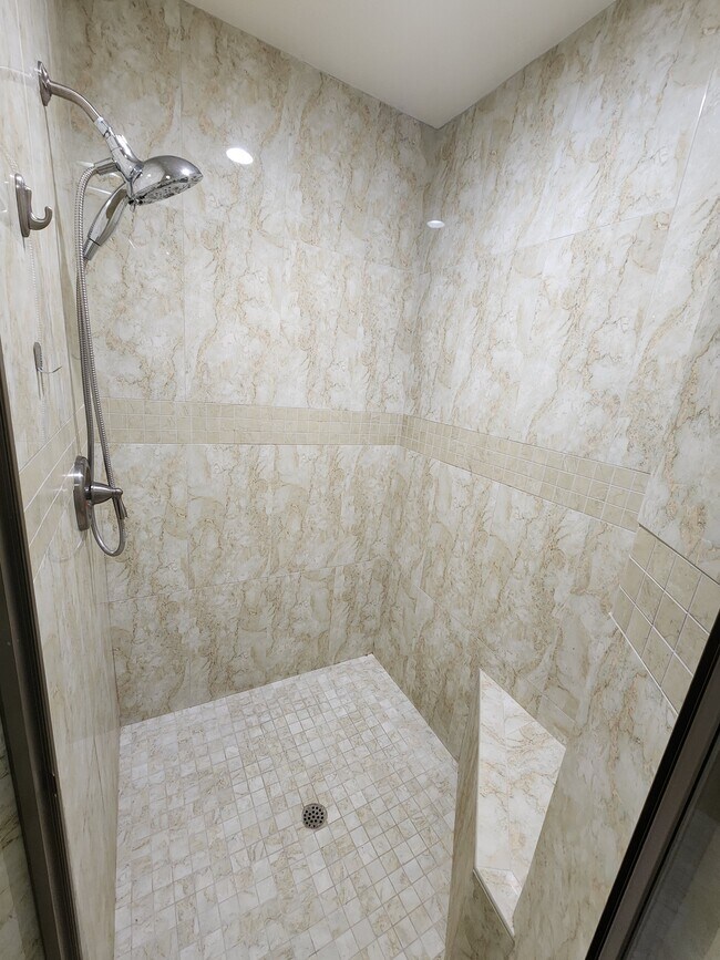 Building Photo - 11131 Sunshine Ter