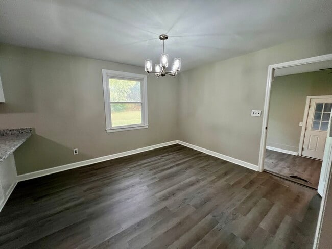 Building Photo - 157 Quail Dr