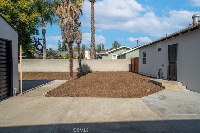 Building Photo - 3041 8th Ave