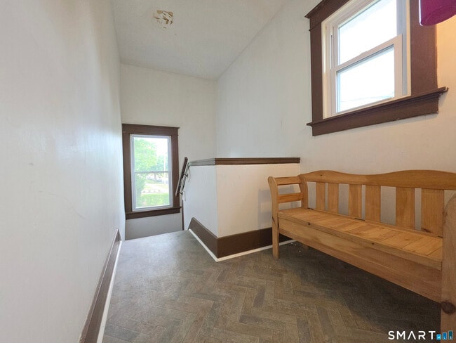 Building Photo - 805 Edgewood Ave