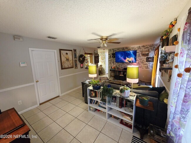 Building Photo - 5671 Ellis Trace Dr