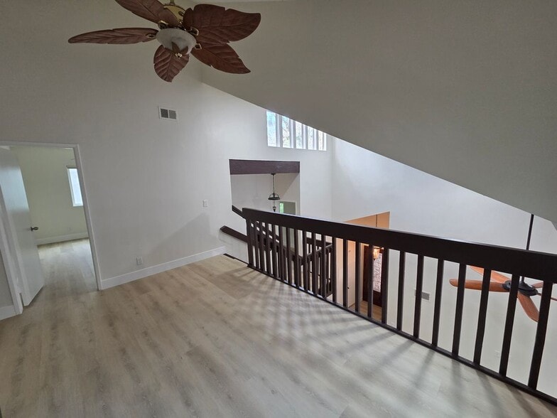 Building Photo - 24776 Glenwood