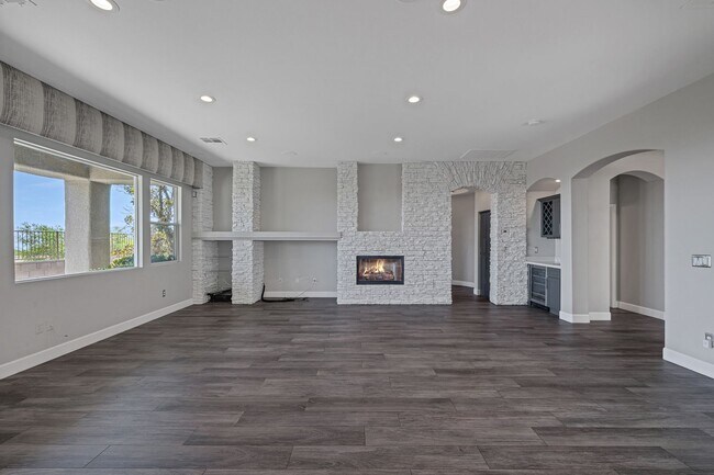 Building Photo - Executive Luxury Living with Unmatched Cit...