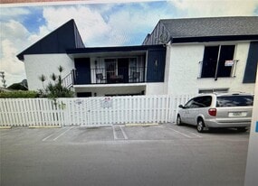 Building Photo - 15431 SW 86th Ter