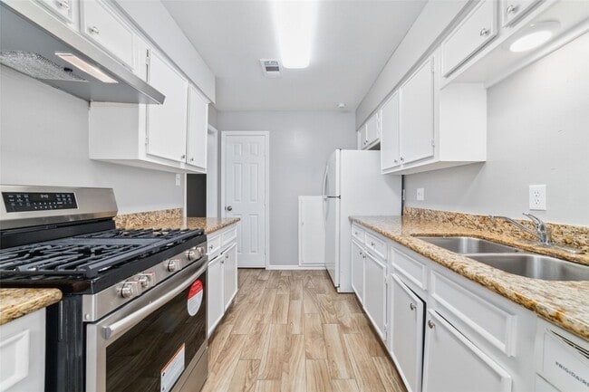 Building Photo - 353 Audrey Ln