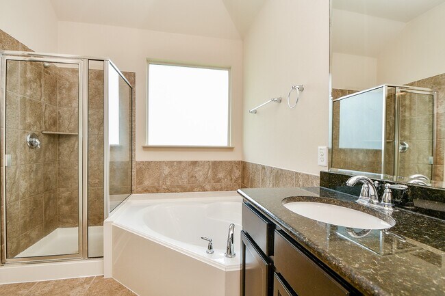 Building Photo - 11022 Ellison Ridge Dr