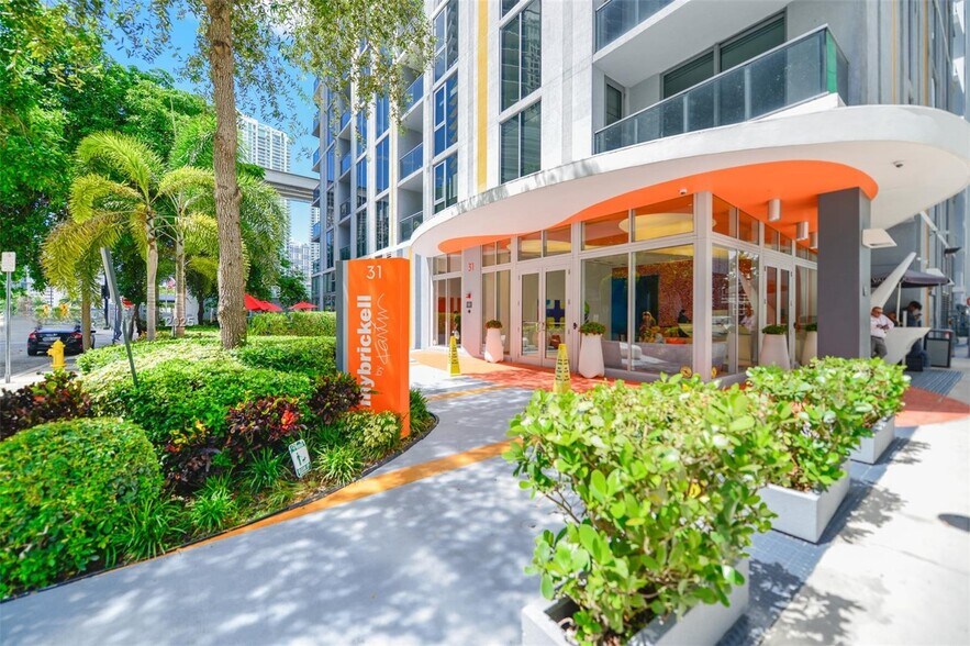 Building Photo - 31 SE 6th St