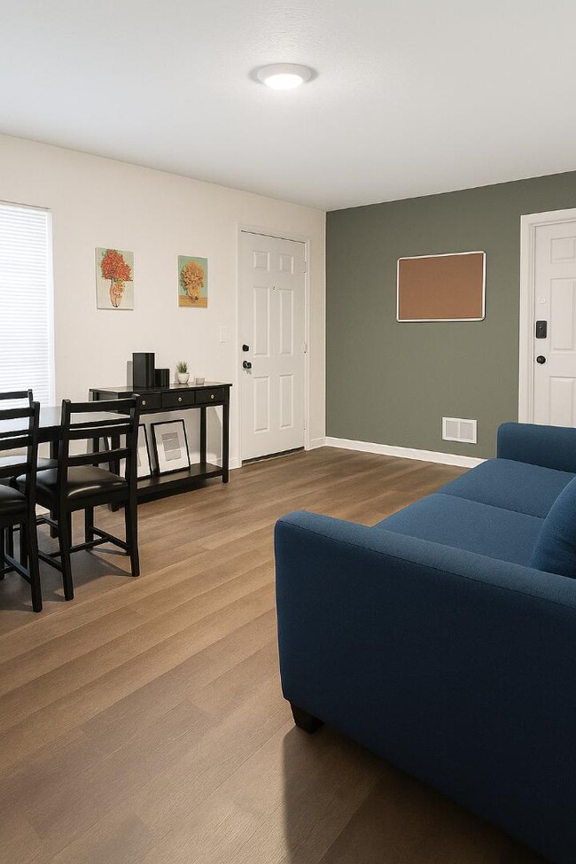 Building Photo - 1895 Ave H NW