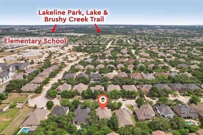 Building Photo - Red Oaks Subdivision / 5 bedrooms, 4 bathr...