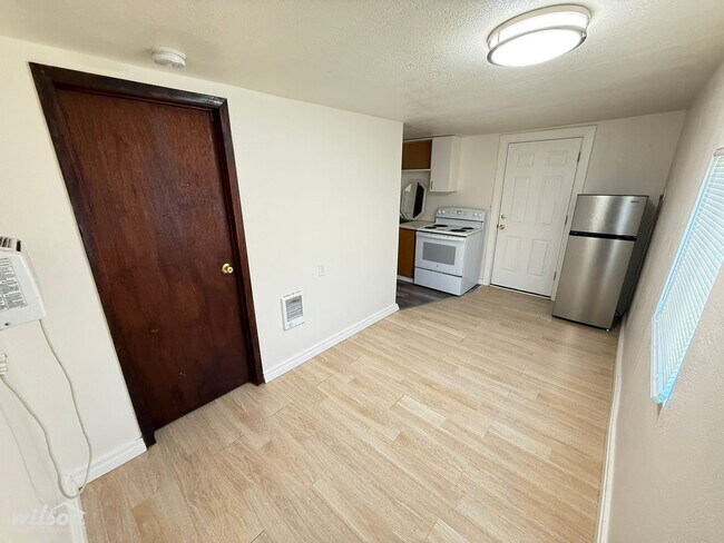 Building Photo - 1531 McKinley Ave
