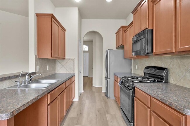 Building Photo - 9442 E Woodmark