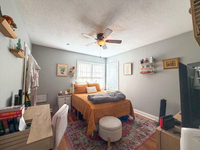 Building Photo - 2705 30th St