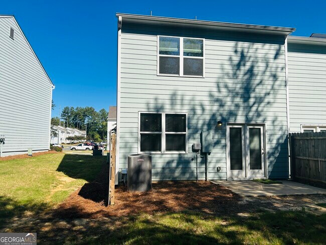 Building Photo - 453 Union Station St