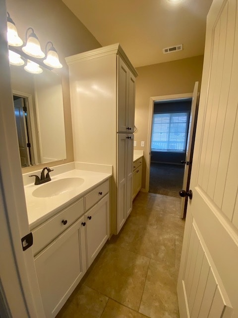 Building Photo - 1047 N Leverett Ave