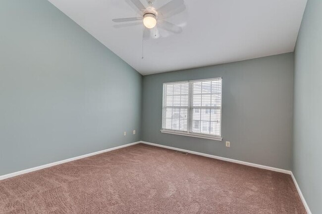 Building Photo - 5806 Riverfront Dr