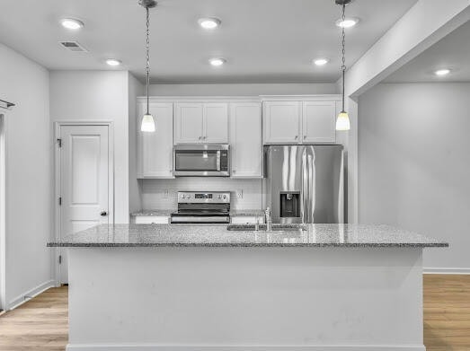 Building Photo - 481 Trotters Ln