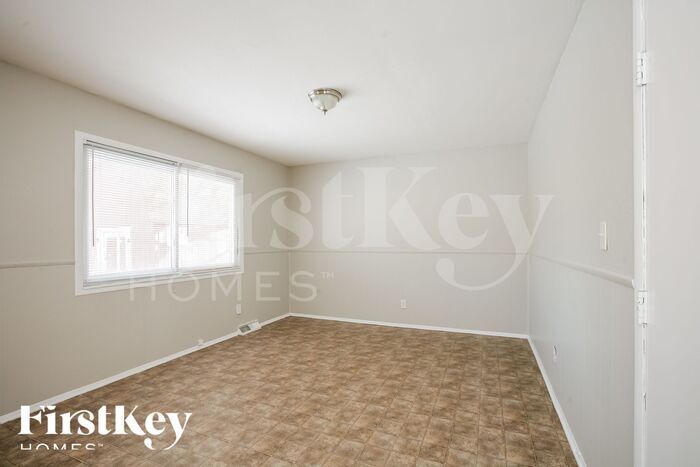 Building Photo - 510 Colony Dr