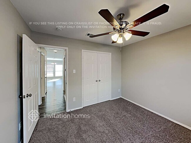 Building Photo - 7000 Club Creek Dr