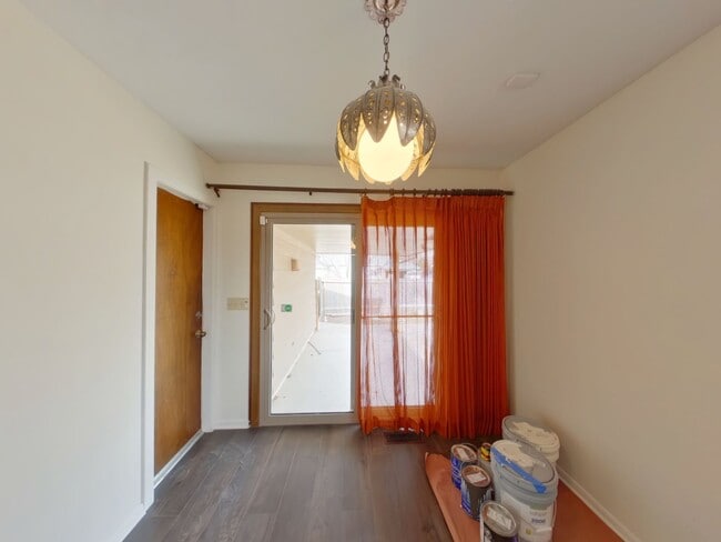 Building Photo - 7761 Killarney Ct