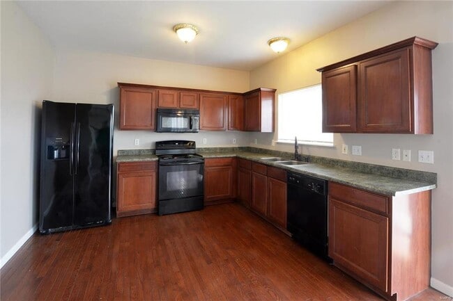 Building Photo - 4644 Richmond Forest Dr